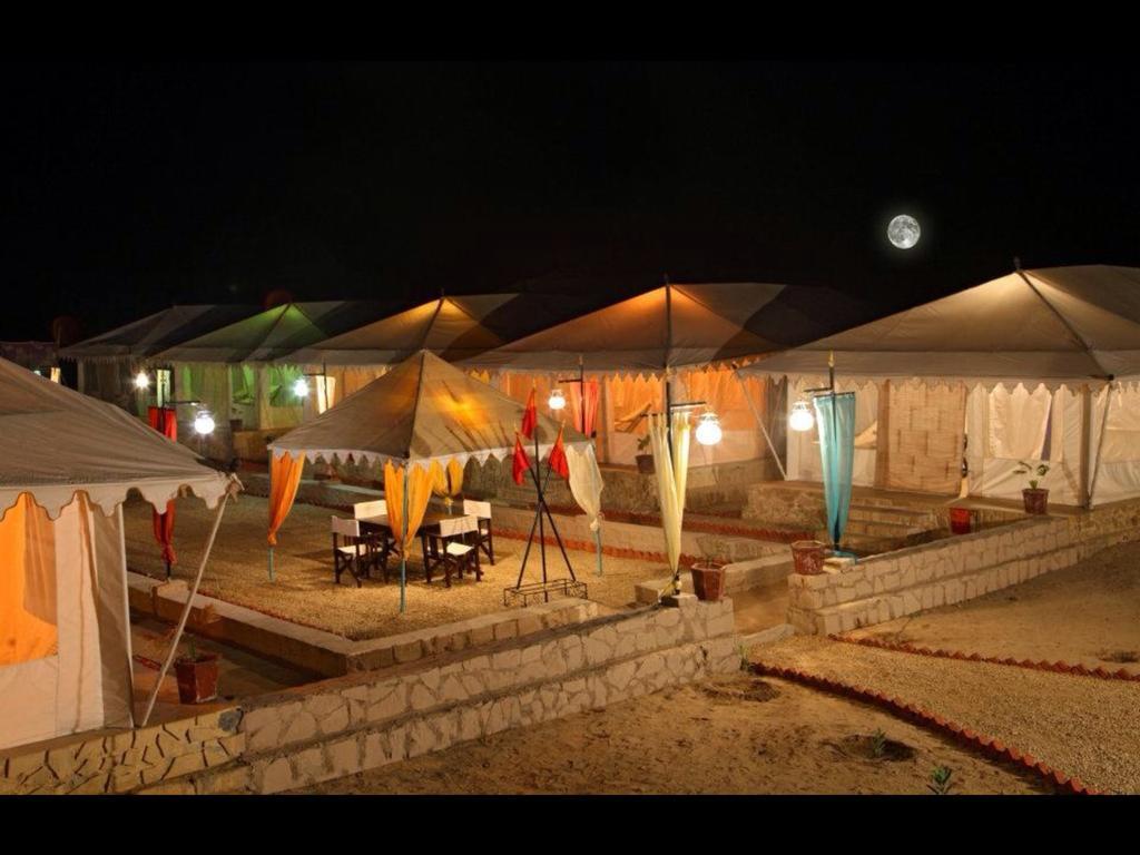 The Mama'S Resort & Camp Джайсалмер Екстериор снимка